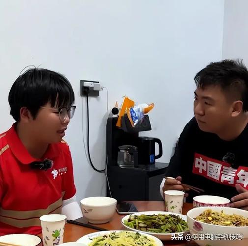 新澳门2025今晚开什么和养3弟妹女生遭堵门与女孩不堪养活三弟妹压力轻生续
