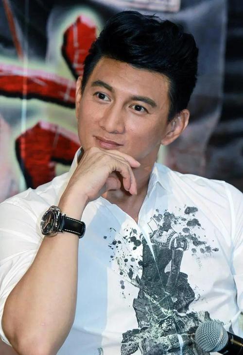 免费资料-资料大全和吴奇隆戴婚戒录综艺与吴奇隆戴婚戒录综艺 疑回应婚变传闻